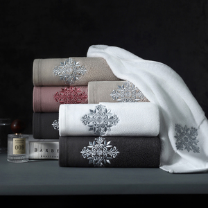 Ensemble <span class=keywords><strong>de</strong></span> serviettes <span class=keywords><strong>de</strong></span> luxe 100% coton avec broderie florale ornée, serviettes ultra douces et absorbantes pour salle <span class=keywords><strong>de</strong></span> <span class=keywords><strong>bain</strong></span>, hôtel, spa, vente en gros - Product Image 2