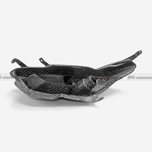 Conducto de Admisión de Aire para Faros Delanteros de Fibra de Carbono Seca, Especificaciones de Circuito de Grado de Competición, EPA, Exclusivo para Toyota Yaris GR GXPA16, Lado del Pasajero, Volante a la Izquierda - Product Image 4