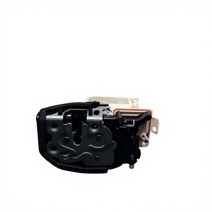 บล็อกล็อคประตูคุณภาพสูงจากโรงงานแท้สำหรับ Ferrari SF90 Roma 296 รุ่น 000806668 - Product Image 4