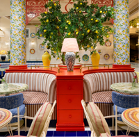 Ensemble de meubles de restaurant modernes de luxe, table de restaurant en bois massif pour cafés, pubs et hôtels, service personnalisable tout-en-un