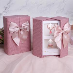 Boîte à bijoux en papier rectangulaire créative avec lumière LED pour la Saint-Valentin - Rangement pour bagues et boucles d'oreilles - Product Image 4