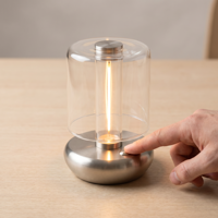 Lampe de table LED sans fil rechargeable à piles, ambiance extérieure élégante et contemporaine, pour hôtel, restaurant, usage commercial