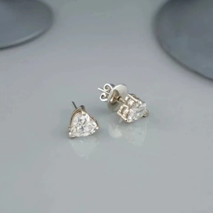 ต่างหูเพชรเพาะเลี้ยงในห้องปฏิบัติการ รับรองโดย IGI ทอง 14k เพชร VVS HPHT เครื่องประดับชั้นดี ของขวัญ - Product Image 3