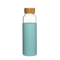 Botol air kaca borosilikat tinggi 2024 ml, produk baru 500ml dengan tutup bambu pelindung lengan silikon