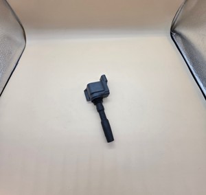 Nueva Bobina de Encendido 05E905110C de Alta Calidad al por Mayor para <span class=keywords><strong>VW</strong></span> Jetta Taos <span class=keywords><strong>Golf</strong></span> <span class=keywords><strong>8</strong></span> Audi A3 <span class=keywords><strong>1.5</strong></span> <span class=keywords><strong>TSI</strong></span> con 1 Año de Garantía - Product Image 3