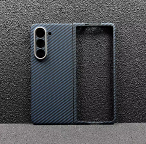 <span class=keywords><strong>Coque</strong></span> de téléphone en fibre de carbone véritable pour Galaxy <span class=keywords><strong>Z</strong></span> <span class=keywords><strong>Fold</strong></span> 5 <span class=keywords><strong>coque</strong></span> de téléphone en fibre d'<span class=keywords><strong>aramide</strong></span> <span class=keywords><strong>Z</strong></span> <span class=keywords><strong>Fold</strong></span> <span class=keywords><strong>3</strong></span>/4 - Product Image 6