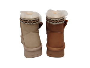 Bottes d'hiver confortables et chaudes pour femmes, style ethnique, plateforme, imperméables, avec boutons en corne, doublure en fourrure de <span class=keywords><strong>mouton</strong></span>, OEM ODM - Product Image 3