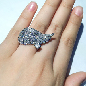 Anello Ali d'Angelo da Donna, Stile Street Fashion, Aperto e Regolabile, Gioiello Creativo ed Elegante, Tono Argento - Product Image 5