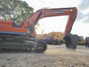Excavadora de Orugas Usada Doosan DX300LC-9C de 30T de Segunda Mano en Buen Estado y Alta Calidad, Popular en Corea - Product Image 6