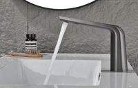 Robinet de salle de bain moderne Smart Touchless Capteur automatique Robinet mitigeur d'eau infrarouge Bassin en laiton noir Robinet monotrou