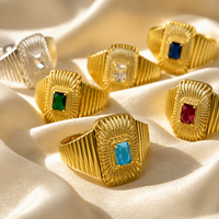 Bague Statement en Laiton Plaqué Or 18K avec Pierre Rectangulaire en Zircon Cubique, Bague Large Côtelée et Massif pour Femmes et Hommes