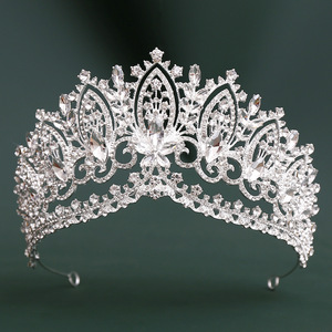 Tiara Barocca in Cristallo, Corona <span class=keywords><strong>di</strong></span> Lusso con Strass per Sposa, Principessa, Quinceañera, Accessorio per Capelli per Feste <span class=keywords><strong>di</strong></span> Compleanno - Product Image 2