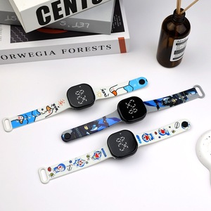Reloj <span class=keywords><strong>de</strong></span> Pulsera <span class=keywords><strong>de</strong></span> Plástico Cuadrado con Luces LED <span class=keywords><strong>de</strong></span> Colores, Diseño <span class=keywords><strong>de</strong></span> Dibujos Animados, Personalizado, para Estudiantes <span class=keywords><strong>de</strong></span> Secundaria, Moda Juvenil - Product Image 2