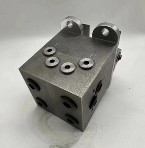 Modèle spécial pour l'ensemble inférieur du vérin hydraulique de commande de l'excavatrice SK135RS - Product Image 5