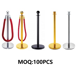 เสาคั่นฝูงชนแบบขายส่งจากโรงงาน  พร้อมเชือกสแตนเลสสีโครเมียมทอง - Product Image 2