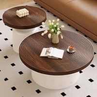 Table basse en bois style crème nuage pour salon moderne et épuré