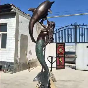 Garten Lebensgröße Schöne Strand Bronze Meerjungfrau mit Delphin Statue Pool Delphin Wasser brunnen
