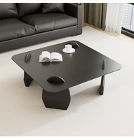 Table basse de style italien, luxe léger, motif ondulé, plateau en verre trempé, design carré, salon, minimaliste, petit appartement