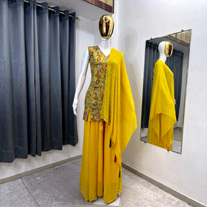 Ensemble haut en georgette jaune brodé, style boutique indienne, avec palazzo et dupatta, pour femmes, tenue traditionnelle indienne pour mariage. - Product Image 1