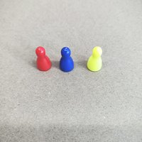 Pions en plastique portables, durables, écologiques et de haute qualité pour jeux de société, provenant de fournisseurs chinois
