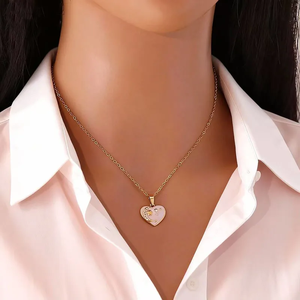 Collar de Moda para Mujer, Chapado en Oro de 18K, Acero Inoxidable, con Colgante de Corazón y Cruz con Cristales de Imitación, Cadena para Clavícula - Product Image 1