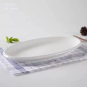 Assiettes <span class=keywords><strong>de</strong></span> service ovales en <span class=keywords><strong>porcelaine</strong></span> blanche <span class=keywords><strong>de</strong></span> <span class=keywords><strong>luxe</strong></span>, écologiques, résistantes aux rayures, pour hôtels, prix <span class=keywords><strong>de</strong></span> gros, 12, 14, 16, 18, 20 pouces - Product Image 5