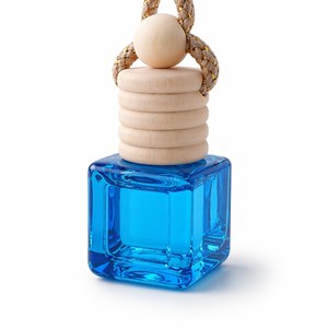 Großhandel Bunte Würfel Leere Glas-Autoduftflasche mit Holzdeckel und Hanfseil in Blau, Pink, Grün, Gelb – Großpackung - Product Image 4