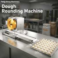 Machine à runder la pâte industrielle compacte, idéale pour les petites boulangeries indépendantes et les mini-marchés locaux.