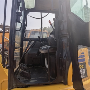 Miniexcavadora Komatsu PC55 de segunda mano, excavadora Komatsu PC55 de alta calidad a precio económico desde Japón en venta. - Product Image 2