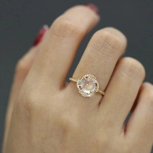 Anello Stile Pietra Lunare per Donne, Elegante Gioiello da Dito alla Moda - Product Image 3