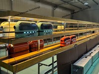 Robot de livraison alimentaire sur rail, forme capsule avec couvercle rabattable, anti-poussière, 1 ou 2 niveaux, pour restaurant de hot pot et de sushi