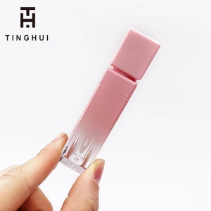 Precio de Fábrica, Tubo de Brillo Labial Cosmético Vacío Personalizado, Cuadrado, Degradado Rosa, Elegante, con Pincel, Material Plástico, MOQ 100 Piezas - Product Image 3