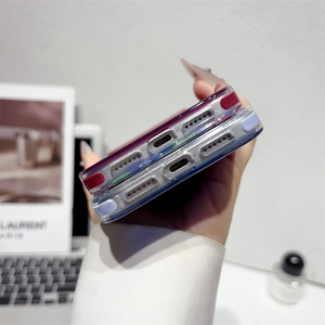 Funda para Teléfono con Efecto Degradado Láser, Carcasa de PC Esmerilada con Borde de TPU Suave y Tira Magnética Translúcida para iPhone 18 17 Pro Max - Product Image 6