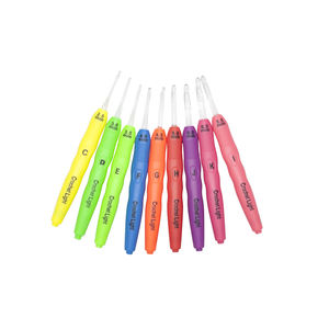 Juego <span class=keywords><strong>de</strong></span> ganchos <span class=keywords><strong>de</strong></span> ganchillo <span class=keywords><strong>con</strong></span> <span class=keywords><strong>luz</strong></span> <span class=keywords><strong>LED</strong></span>-Mangos transparentes coloridos, <span class=keywords><strong>agujas</strong></span> <span class=keywords><strong>de</strong></span> tejer ergonómicas para manualidades <span class=keywords><strong>de</strong></span> noche DIY (16,5 cm) - Product Image 1