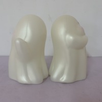 Statues de Fantômes Minimalistes Modernes (Paire) Blanches – Décoration d'Halloween pour la Maison – Sculptures d'Âmes Amicales pour Étagère, Bureau, Console