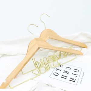 فستان زفاف للعروس شماعات العروس العريس سلك حروف خشبية بيضاء فستان زفاف شماعات هدية زفاف - Product Image 3