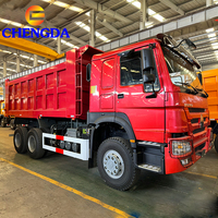 Construction robuste gauche droite Drive19 m3 auto chargement 6x4 8x4 6x6 Sinotruk Howo camion à benne basculante