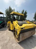 Rouleau compresseur BOMAG BW203 à double tambour, hydraulique intégral, 13 tonnes, modèle 2018, d'occasion et efficace pour la construction routière