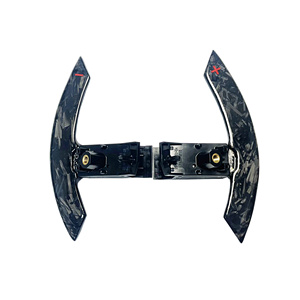 Volante de Cambio de Palanca de Cambios Magnético Personalizado de Fibra de Carbono para Audi R8 A8 <span class=keywords><strong>A1</strong></span> A3 Serie 2 A4 IS250 Q5 M4 RX NX Q7 Q3 RS3 ES - Product Image 1