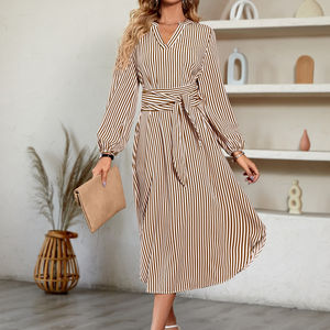 Robes à volants à col en V rayées à la mode, nouvelle collection automne-hiver, vente en gros personnalisée - Product Image 2