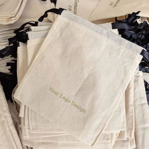 Vente en gros de petites pochettes cadeaux en coton avec cordon de serrage, sacs en tissu de coton doux personnalisés, anti-poussière, pour l'emballage de bijoux et de cadeaux - Product Image 6