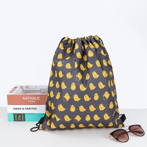 Sac à dos à cordon en polyester durable et écologique pour l'extérieur, personnalisable en taille et forme, idéal pour le sport, la <span class=keywords><strong>gym</strong></span> et les promotions - Product Image 1