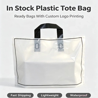 Sac fourre-tout en plastique robuste prêt à être expédié avec poignée renforcée pour les boutiques de détail et la vente en gros