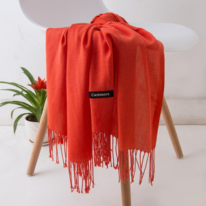Venta al por mayor engrosada cálida cómoda de gran tamaño señoras bufanda Cachemira Color sólido bufanda de invierno Hijab para las mujeres - Product Image 3