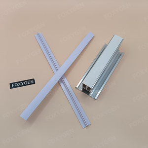 Tuiles de plafond produites d'origine en usine Profil en aluminium Décoration d'écart Couvercle en plastique PVC pour profil de plafond extensible en PVC - Product Image 4