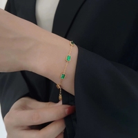 Nouveaux Bracelets Femme Chaîne Maillons Design Tendance B05, Breloques Papillons et Fleurs, Perles, Taille Ajustable, Bijoux pour Femme