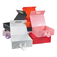 Boîtes de rangement magnétiques rigides plates de luxe, avec doublure en éponge recyclable, à extraction manuelle, marque propre, gaufrées/débosselées