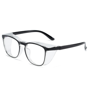 Gafas de seguridad de plástico con montura completa antivaho para protección laboral al aire libre, gafas protectoras para los ojos para hombres - Product Image 1