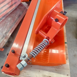 Op Maat Gemaakte Ontwerp Fabriek Polyurethaan Of Gelegeerd Materiaal Bladkop Met Slijtvastheid En Anti-Corrosie Transportband Reiniger - Product Image 5