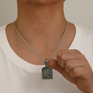 Collar con Colgante <span class=keywords><strong>de</strong></span> Escudo <span class=keywords><strong>de</strong></span> Caballero Retro para Hombre, Cadena <span class=keywords><strong>de</strong></span> <span class=keywords><strong>Acero</strong></span> Inoxidable Sólido, Accesorio Masculino Clásico para Uso Diario, Venta al Por Mayor - Product Image 3